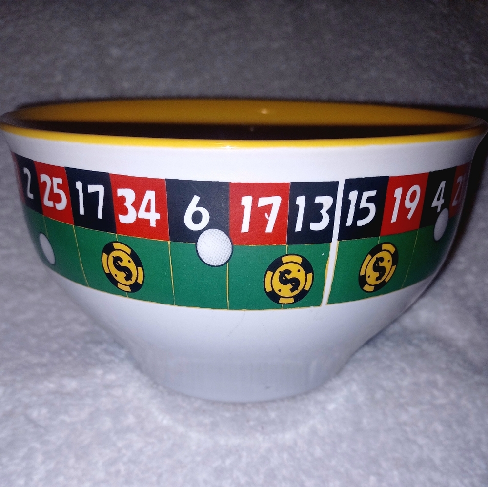 Roulette Design Yellow and Green Bowl